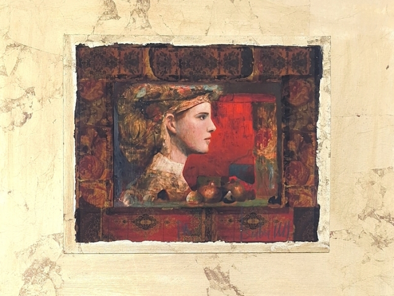 Red profile J 13